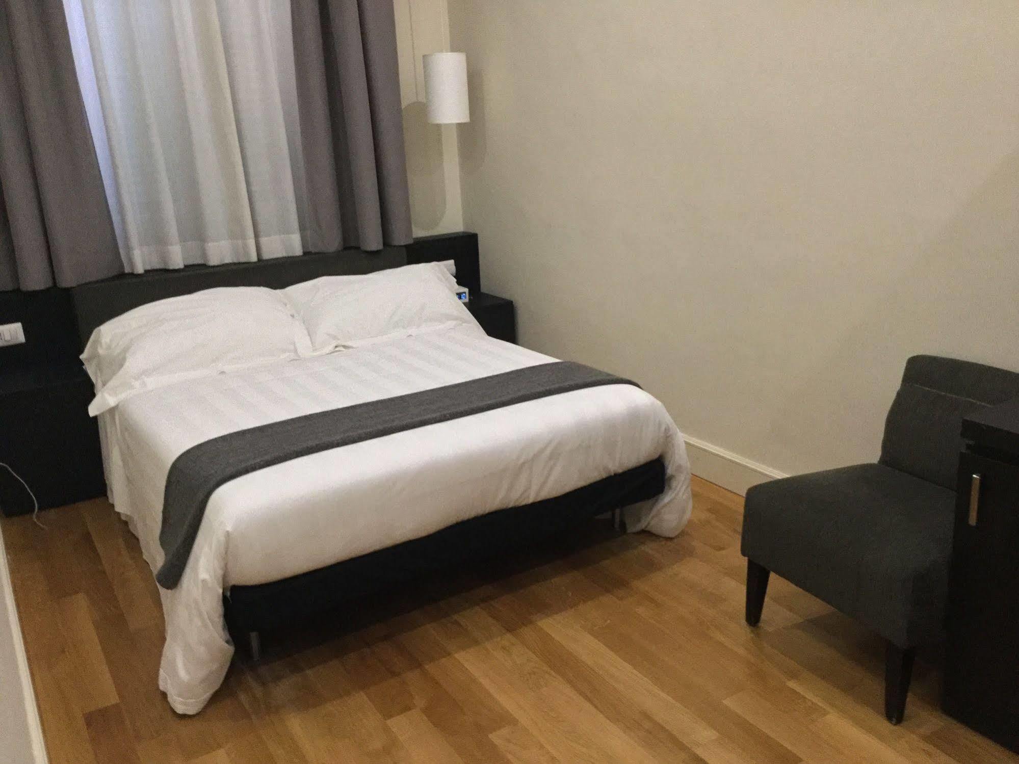 Rhome Terminal Guest House Roma Exterior foto