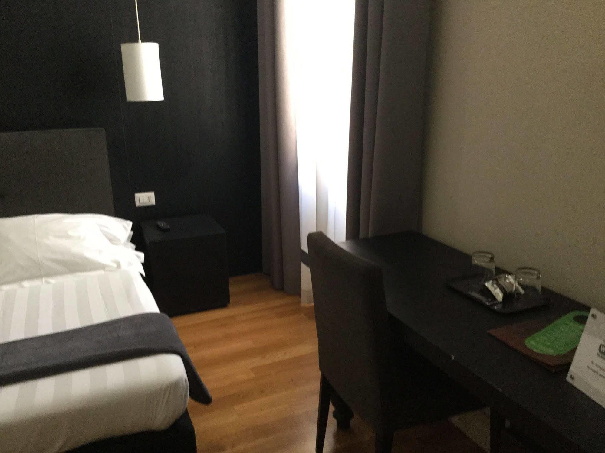 Rhome Terminal Guest House Roma Exterior foto
